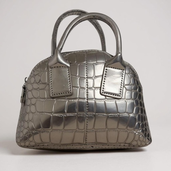 Mini silver cute purse - Picture 1 of 3